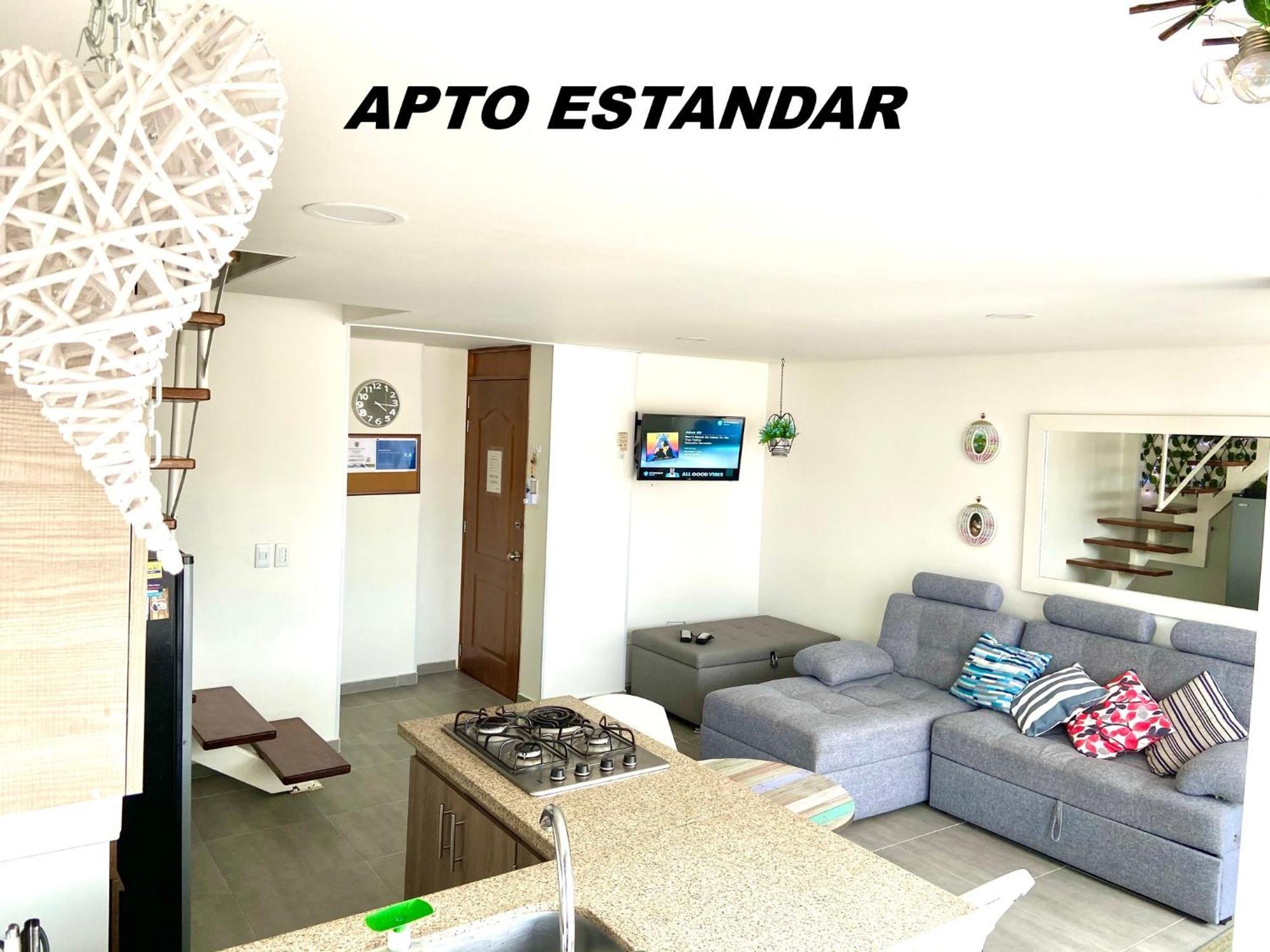 Apartamentos View, Calle Del Malecon Frente Al Lago Guatape Bagian luar foto